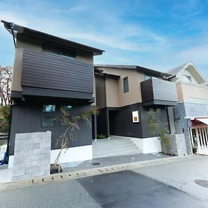 アパート スタジオーネ 箱根強羅 West - Stagione Gora West, 箱根町